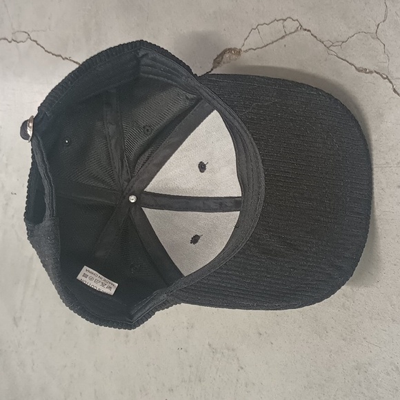 Paige - Picture 3 of 3